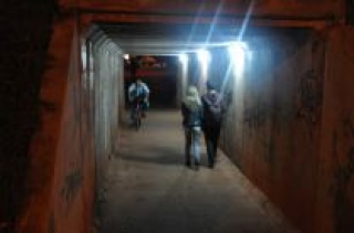 Travessia precisava de iluminação para dar segurança aos moradores no período noturno