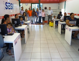 Projeto Inclusão Digital “O mundo da internet em suas mãos” em Costa Rica