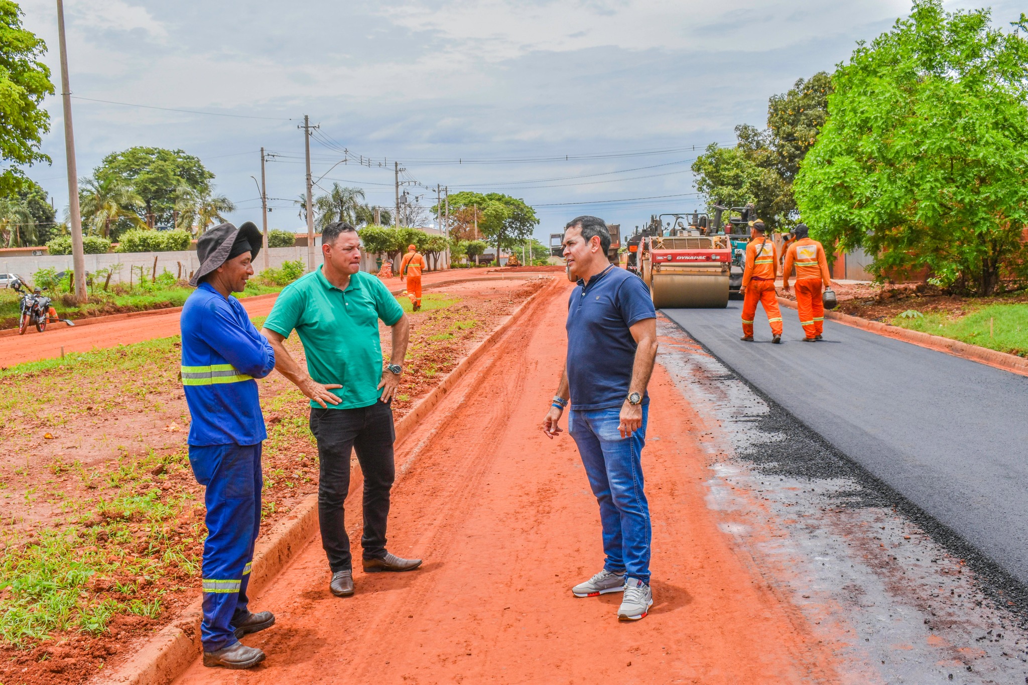 Prefeitura de Selvíria já pavimenta trecho da Avenida Rotary Clube